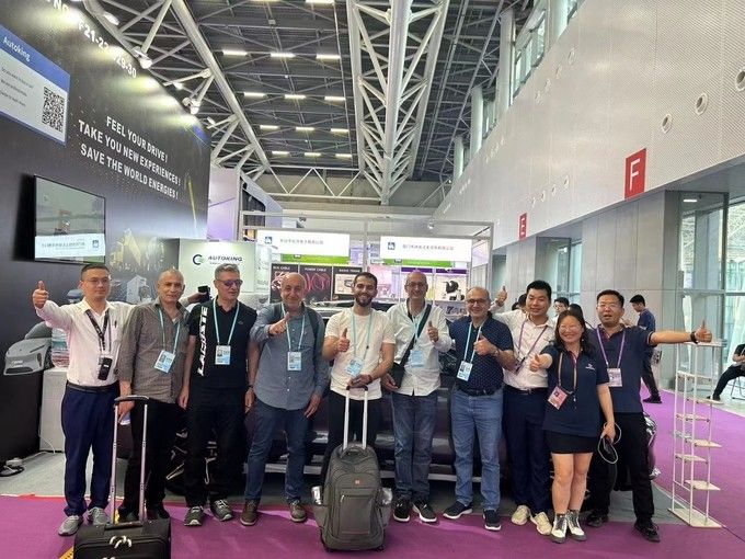 Henan Autoking Industry Co., Ltd. üreticinin üretim hattı